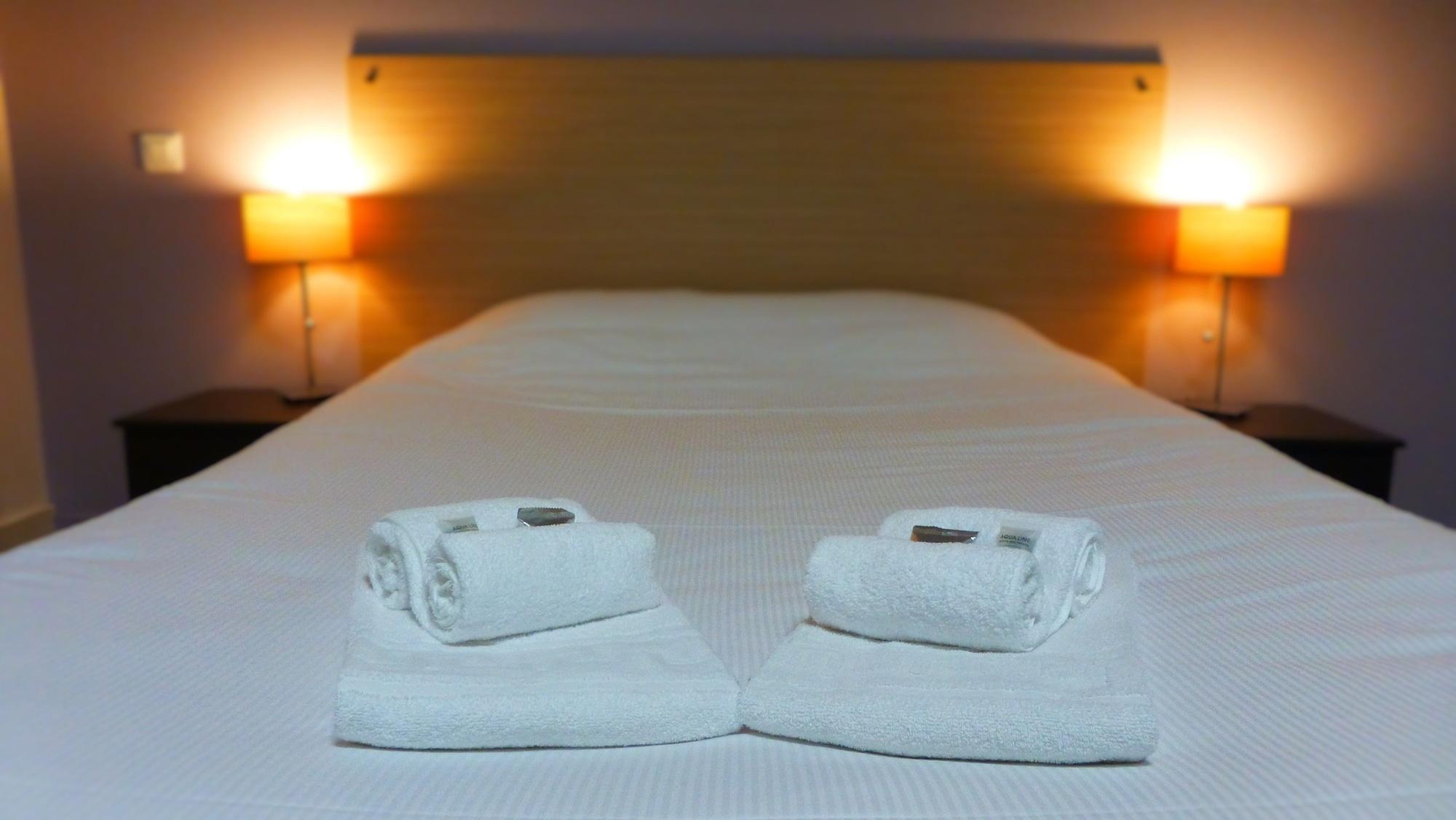 Kosy Appart'Hotels - Le Cours Moreau มากง ภายนอก รูปภาพ