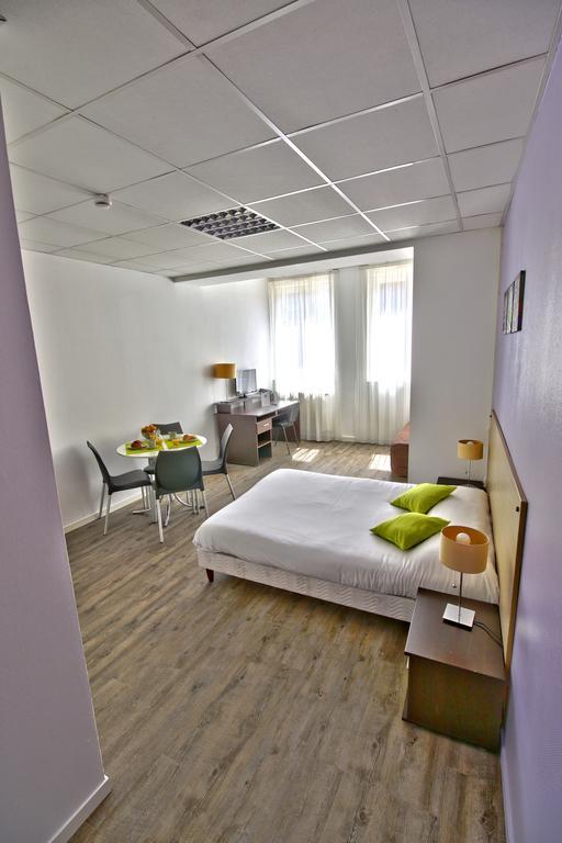 Kosy Appart'Hotels - Le Cours Moreau มากง ภายนอก รูปภาพ