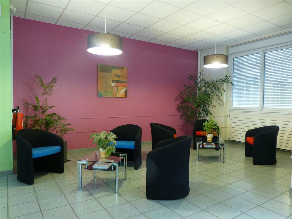 Kosy Appart'Hotels - Le Cours Moreau มากง ภายนอก รูปภาพ