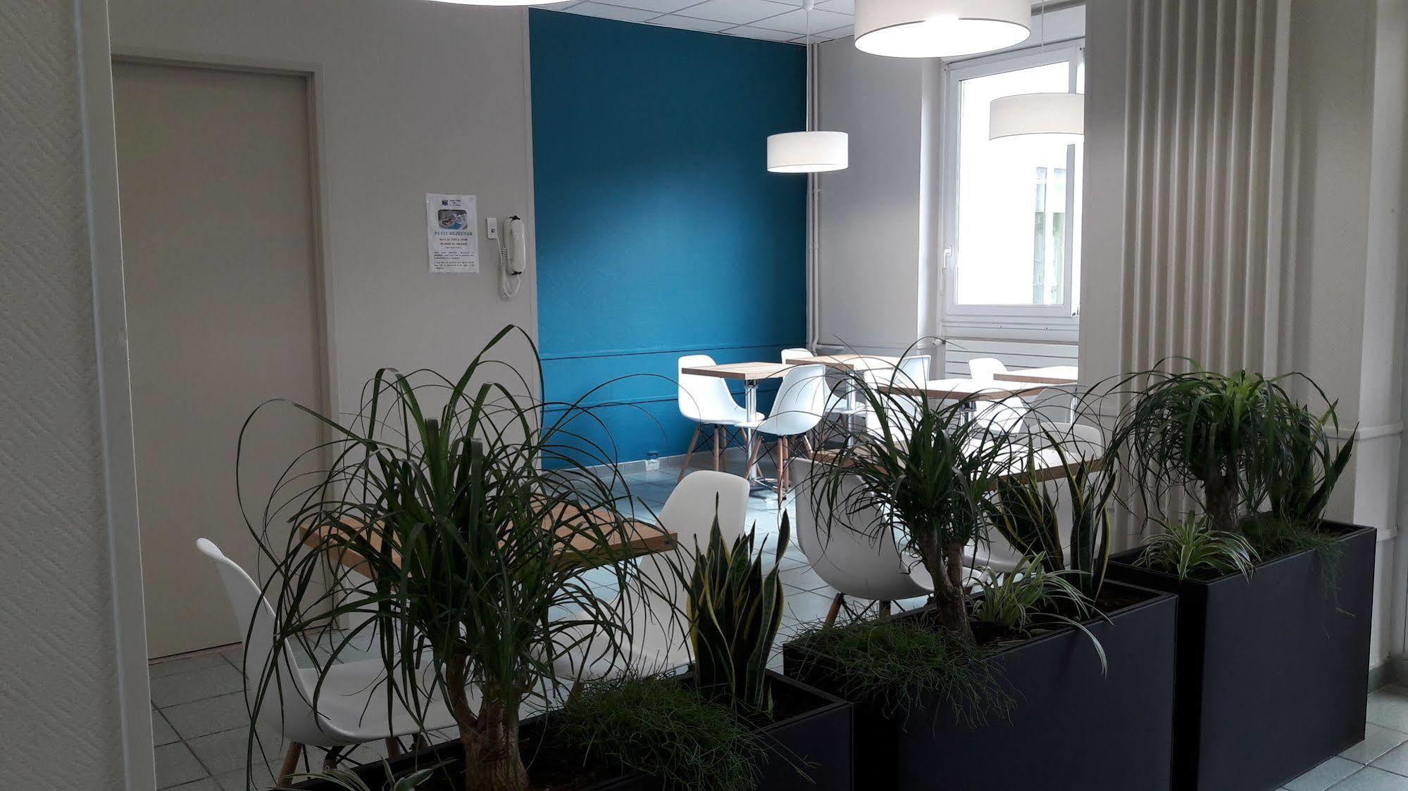 Kosy Appart'Hotels - Le Cours Moreau มากง ภายนอก รูปภาพ